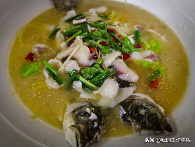 春节油腻吃多，换个【口味鱼片】滑嫩无腥味，酸菜爽口又下饭 1