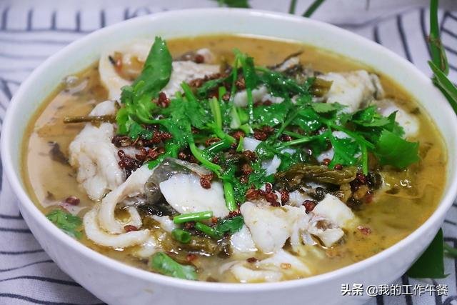 春节油腻吃多，换个【口味鱼片】滑嫩无腥味，酸菜爽口又下饭 2