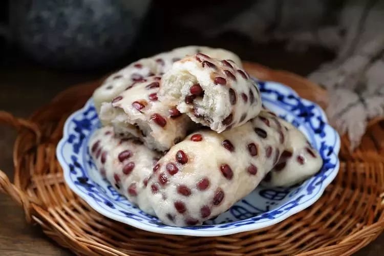 松软香甜又养胃的营养早餐【山药红豆卷】1