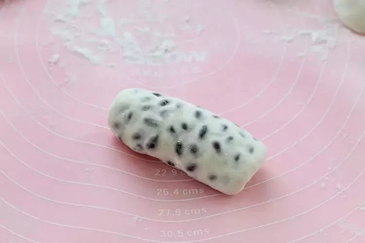 松软香甜又养胃的营养早餐【山药红豆卷】7