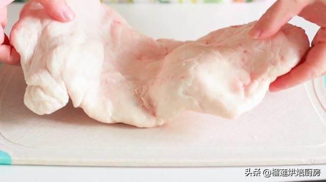 练制好的猪油，可以做芋见桂花糕，中式宫廷桃酥，芝麻烧饼，荷花酥等7