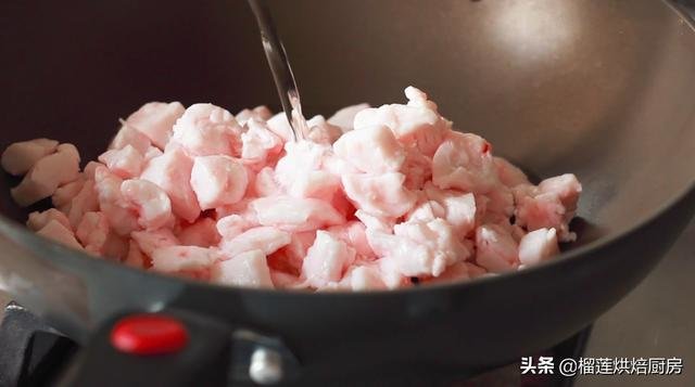 练制好的猪油，可以做芋见桂花糕，中式宫廷桃酥，芝麻烧饼，荷花酥等10