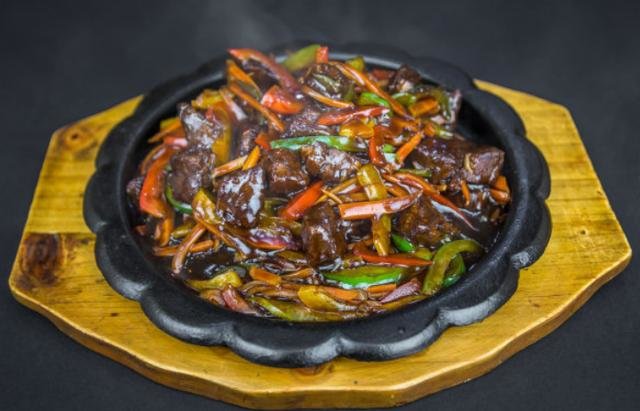 鲜嫩无比，泥鳅是个很好的食材，吃过红烧泥鳅的都知道4