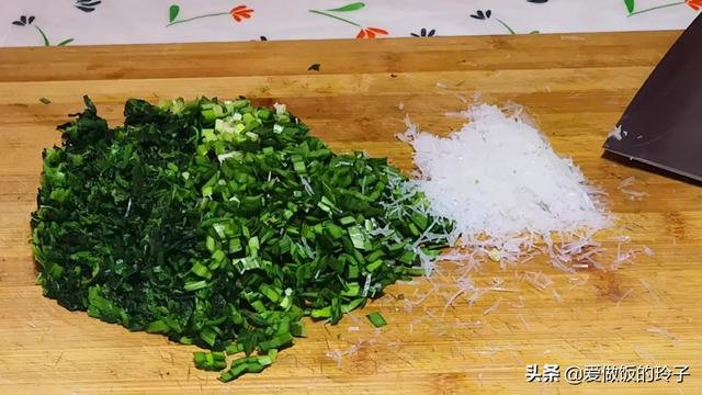 正宗的水煎包-怎么做水煎包又软又脆3