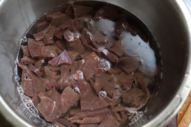 鲜嫩不腥，缓解眼部干涩，保护视力【猪肝汤】6