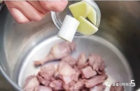 春天湿气重，隔三差五喝一次【酸萝卜老鸭汤】，清热祛湿，开胃健脾 6