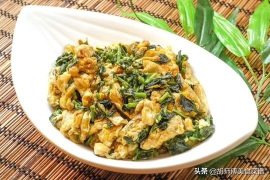 买香椿时，买红香椿还是绿香椿？4