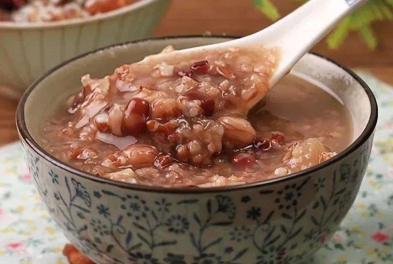 春季常喝三碗粥，护肝又健脾，三大误区千万别踩1