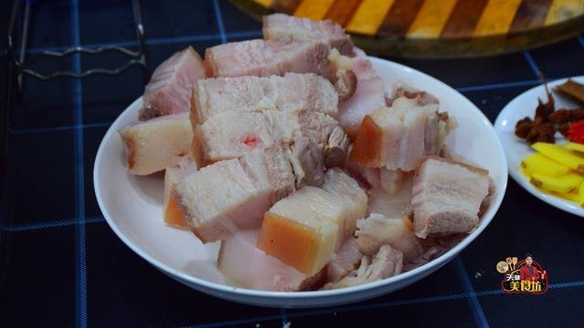 【红烧肉】怎么做好吃极了？掌握这五个步骤，入口即化肥而不腻4