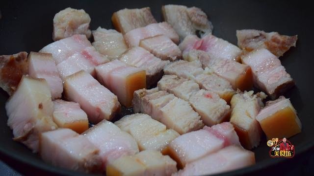 【红烧肉】怎么做好吃极了？掌握这五个步骤，入口即化肥而不腻5