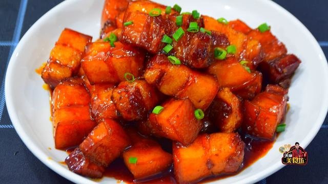 【红烧肉】怎么做好吃极了？掌握这五个步骤，入口即化肥而不腻9