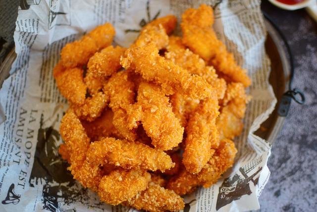 鸡柳怎么炸会外酥里嫩？11