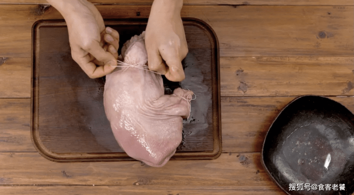 立冬已至吃补气又补脑的【猪肚鸡】4