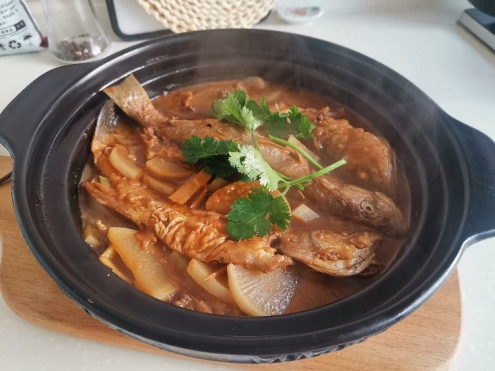 健脾益胃：白萝卜炖海鲈鱼8