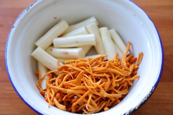 营养鲜美又养胃的【山药虫草菇鸽子汤】6