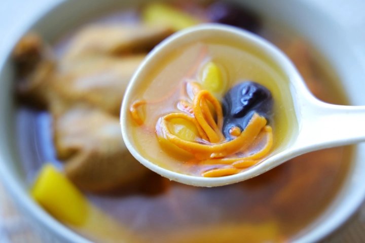 营养鲜美又养胃的【山药虫草菇鸽子汤】8