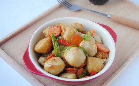 补气养胃暖身可以吃下面推荐的几道菜，太香了7