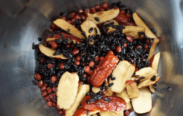 美白淡斑，补气血可以吃【红枣、红豆】2