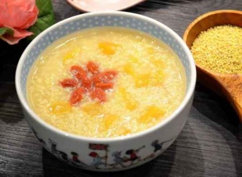 平时经常吃【南瓜、木瓜】，或提高胃动力1