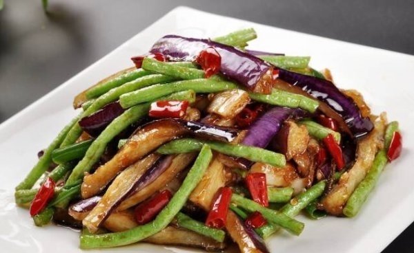 茄子配【豆角】补血淡斑，让子宫更干净1