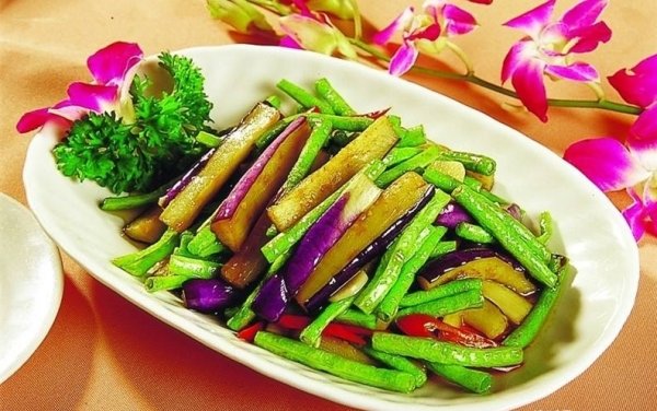 茄子配【豆角】补血淡斑，让子宫更干净2