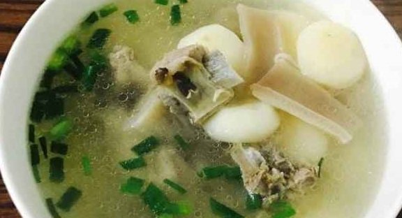 经常手脚冰凉，畏寒怕冷，就喝这1碗汤，补气血，去湿寒！4