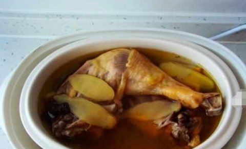 推荐一道食疗【生姜炖鸡】，营养关节，强筋骨，老了腿脚还利索4