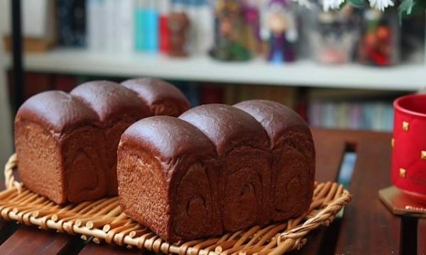 烘焙小白也会做的巧克力小吐司，简单又好吃1