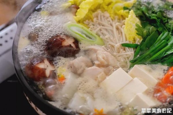 早饭做【茼蒿菜饼】、平底锅一煎好吃养胃6