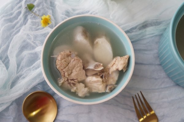 养胃菜【排骨山药汤】，价格便宜还不贵1