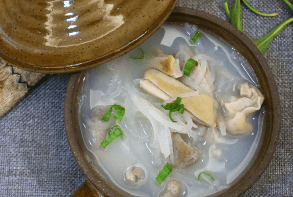 白萝卜和它是绝配，【白萝卜炖猪肚】暖胃养胃，营养极高，天冷要多喝7