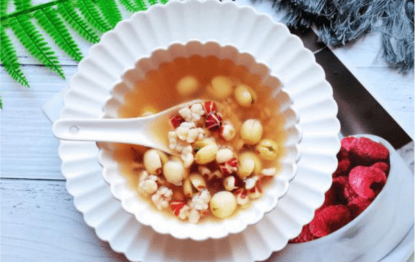 腊月，早餐多喝这粥，【芡实莲子薏米羹】暖胃养胃3