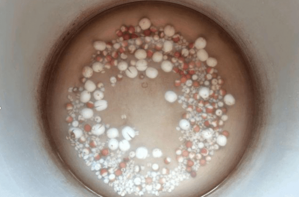 腊月，早餐多喝这粥，【芡实莲子薏米羹】暖胃养胃5