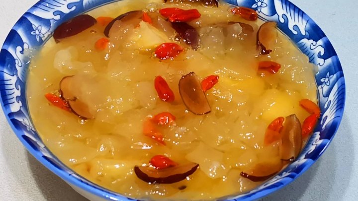 晚餐推荐【银耳羹】，养胃不长肉1