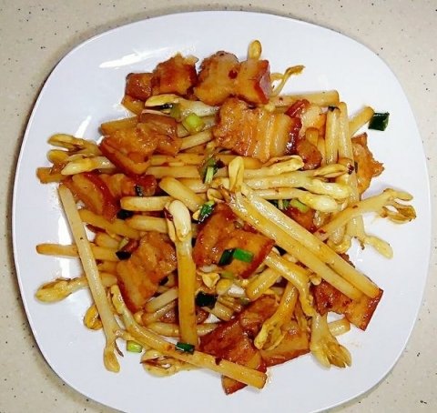 贫血可以多吃补铁补血的【花生芽】，小脸越来越红润6