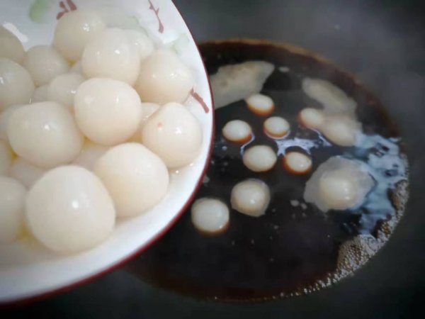 【红糖糯米丸子】暖胃补气血，每周吃一碗，姨妈那几天特舒服9