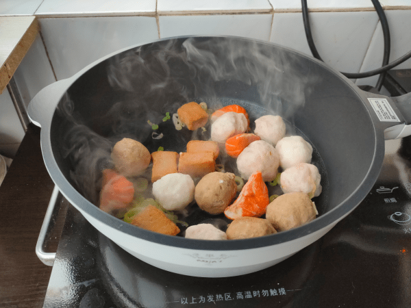 一锅丸子羊肉汤，健胃又益气，一碗下肚浑身都暖了4