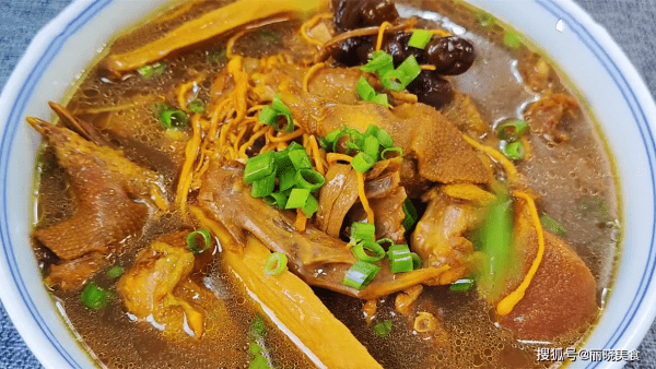 女人要少吃寒凉食物，11道补气血暖手脚家常菜换着吃19