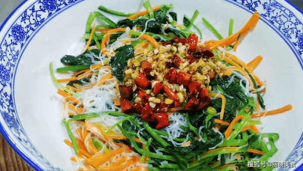 女人要少吃寒凉食物，11道补气血暖手脚家常菜换着吃34