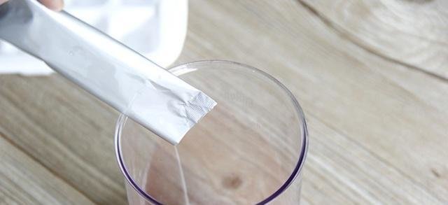 这种水果是【补血王】，女人要常喝，面色红润气色好！7