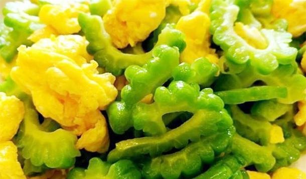 入冬干燥，吃【鸡蛋炒苦瓜】，健脑益智，健脾明目3