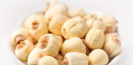 立冬以后多喝【滋阴粥】，莲子百合粥健胃补虚2