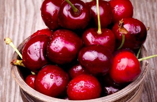 女人脸上长皱纹不要怕，多吃此果子，美白祛斑、改善睡眠2