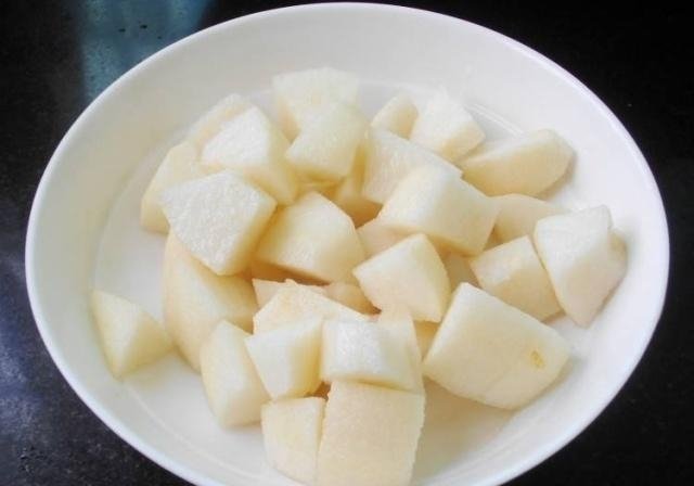 经常熬夜的人，平时多喝一杯它，清肝火补气血，特别适合年轻人喝4