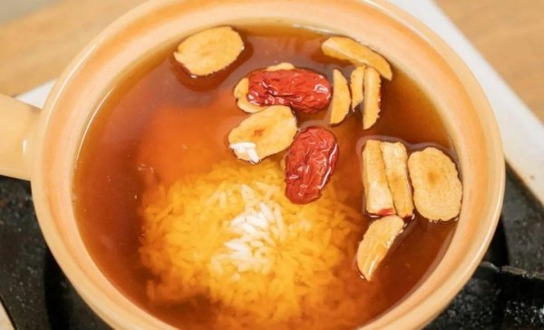 冬天一定多喝它、补血养颜还润燥，懂行的都这么煮！11