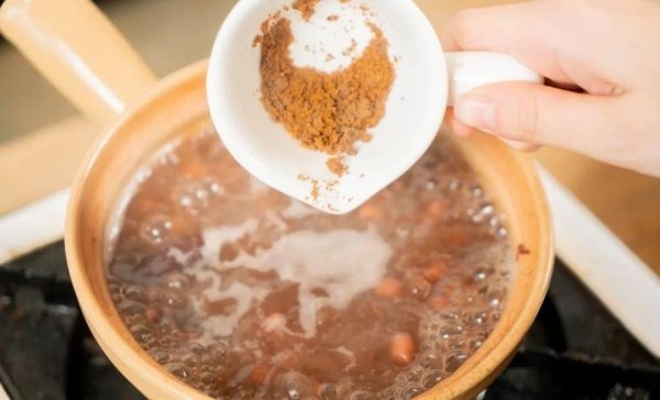 冬天一定多喝它、补血养颜还润燥，懂行的都这么煮！17