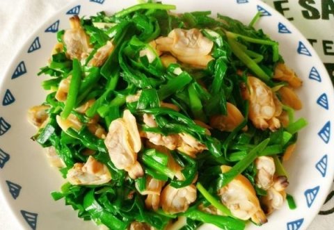 人到中年，推荐4种食物，美白护肤，滋阴补气，呵护身体4