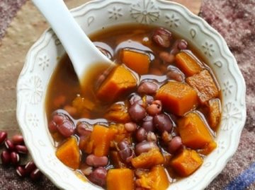 南瓜和此物一起炖，每天一碗，补血养颜，清肠排毒1