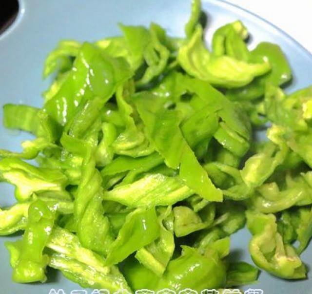 【青椒炒猪肝】鲜嫩营养，补血明目，香嫩多汁超下饭3