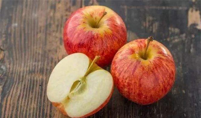 越吃越年轻的3种食物，补血养颜、滋润肌肤3